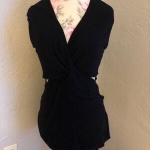 Glam Sexy Super soft Bailey 44 Twist Front Tee Night out